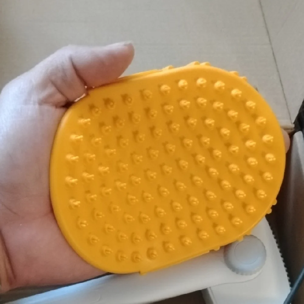 Pet Grooming Comb Hand Worn Brush